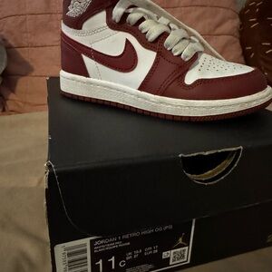 Jordan Retro High OG PS in Maroon and White